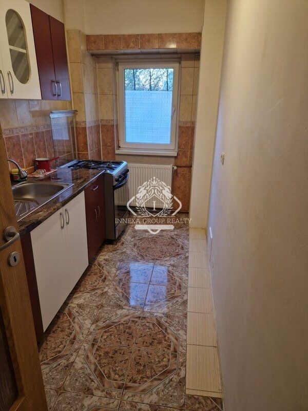 Garsoniera decomandata cf.1 mobilata/utilata bloc 1990 - Mall Vitan - Poză 7