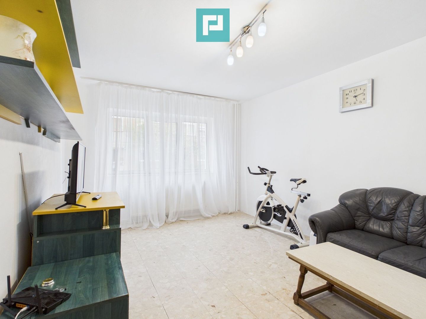 Apartament de închiriat Alfa - Poză 1