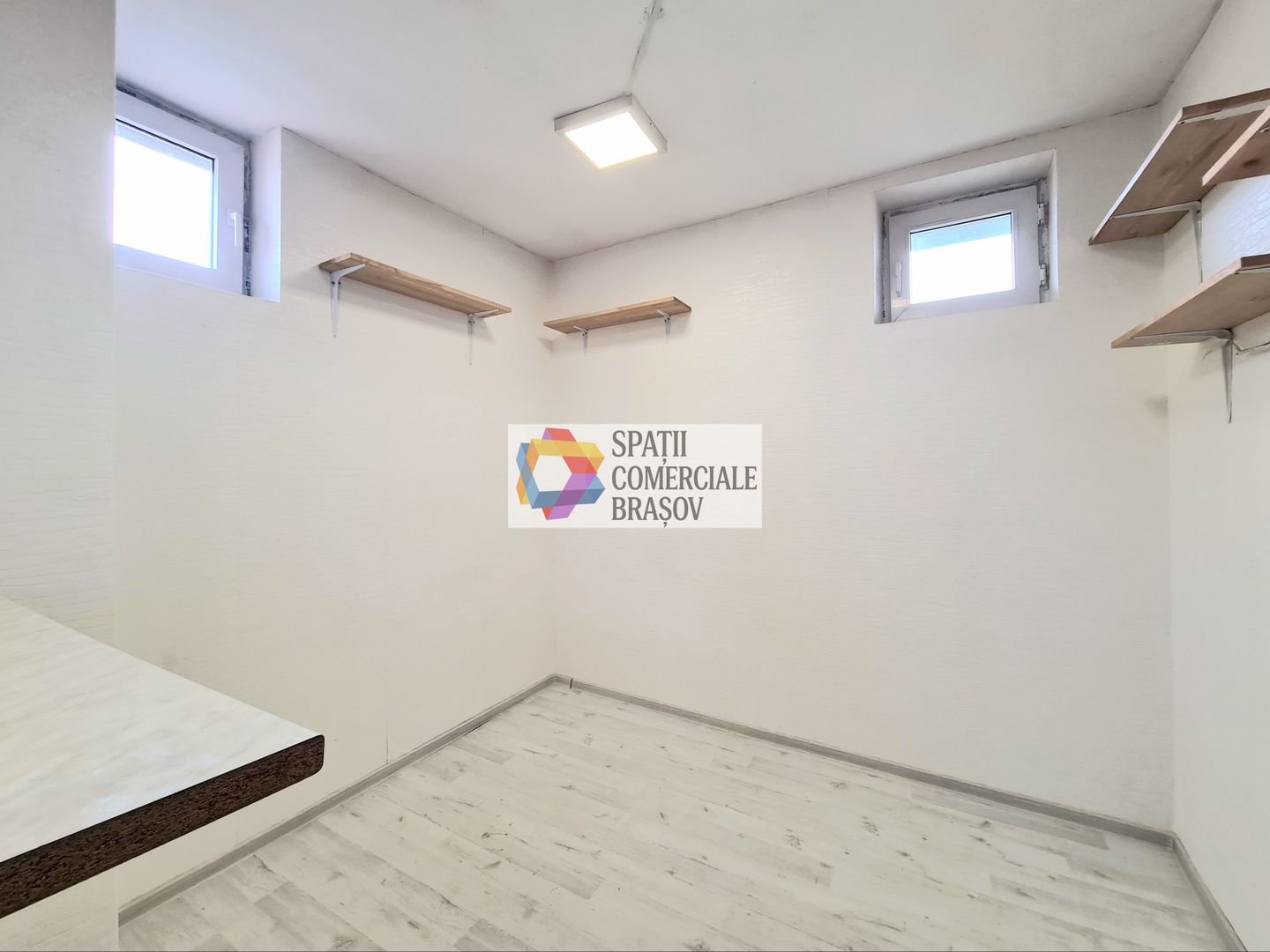 Spatiu birouri de închiriat Brasov - 130 mp # spatii-comerciale-brasov.ro - Poză 8