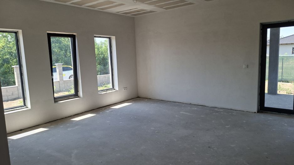 BRASADAS vinde casa individuala NOUA in Lazuri. - Poză 2