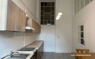 Spatiu birou, Bulevardul Revolutiei, Palatul Cenad, etaj 1 - Poză 14