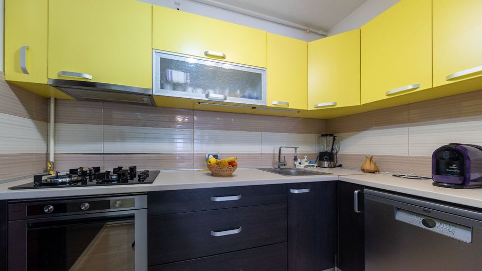 Apartament 3 camere, 82 mp+parcare si boxa-Isaran,Coresi - Poză 3
