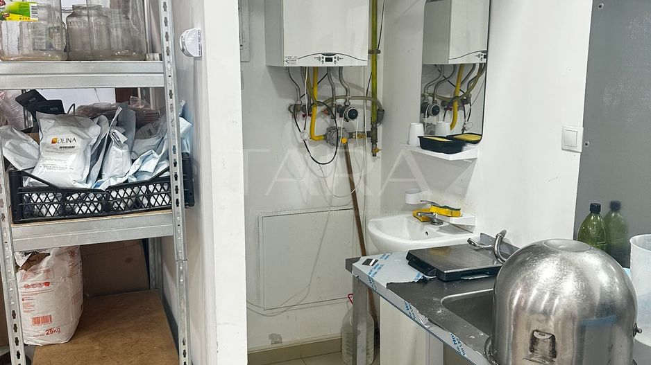 Spatiu Comercial, 90 mp, zona Ultracentrala - Poză 3