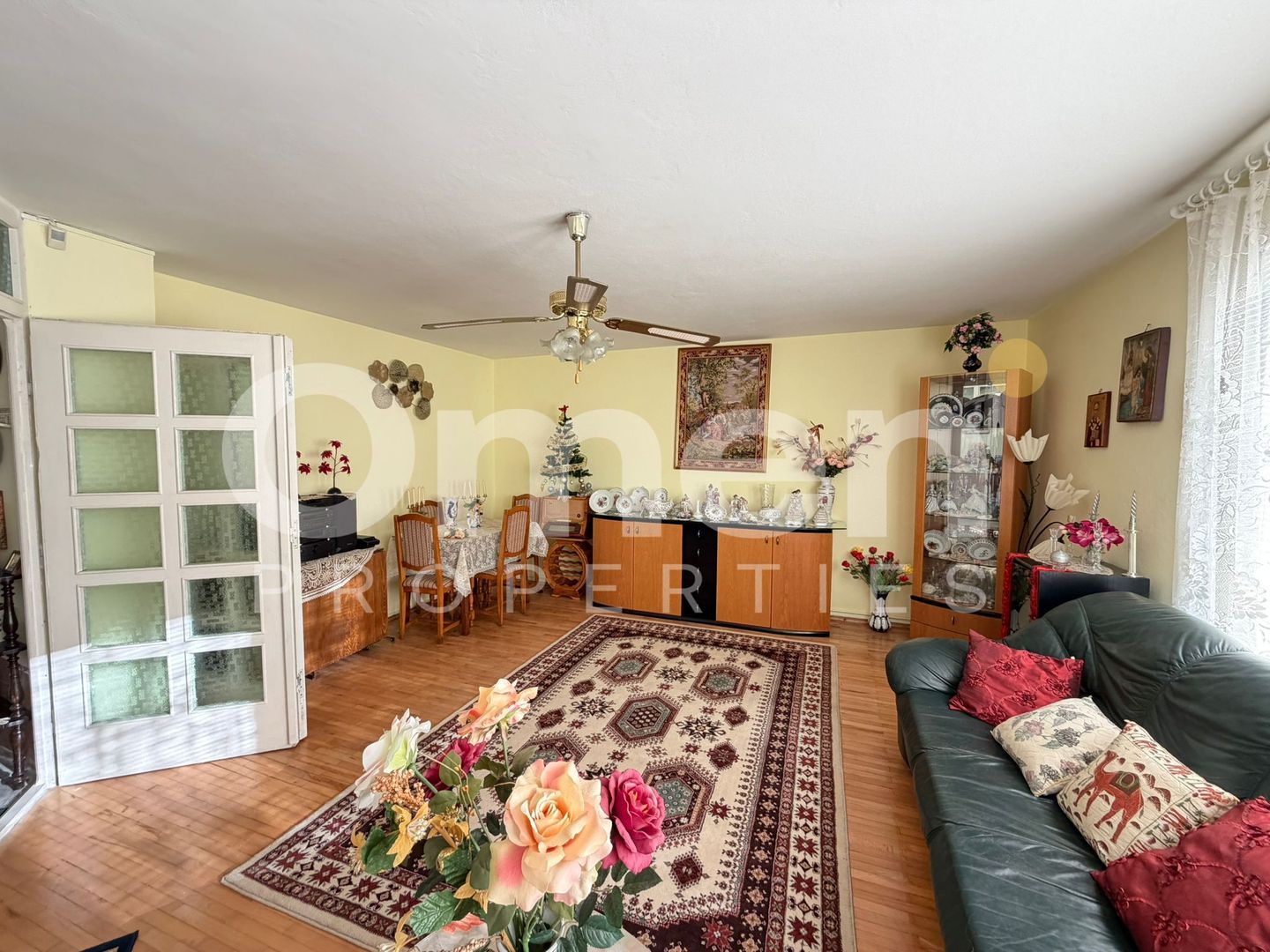 Casa cu piscina de vanzare, cu 6 ari de teren, Unguras - Poză 6