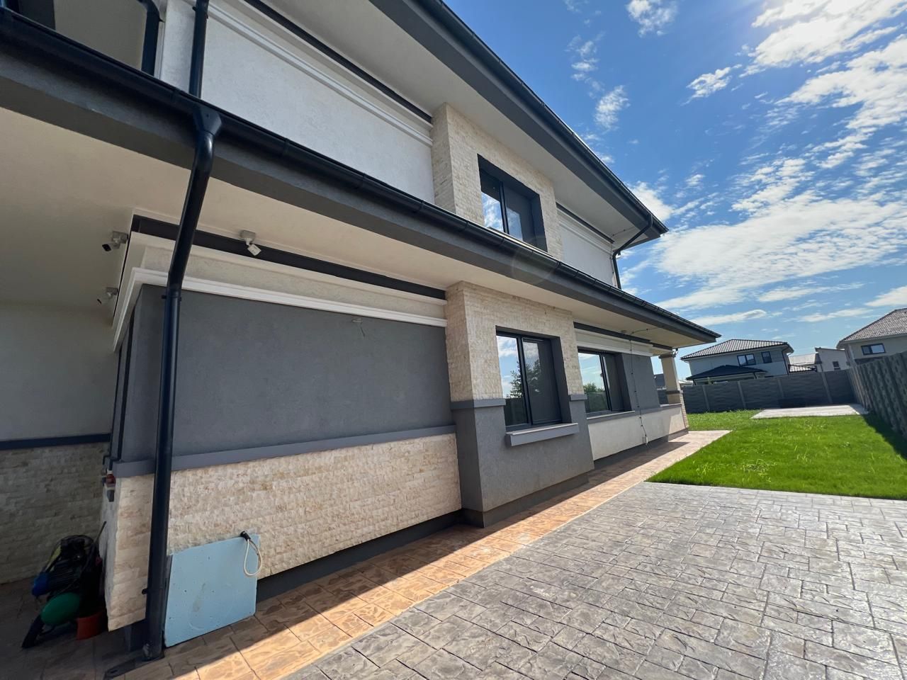 Casa  premium  SMART Independentă energetic  in Dumbravita - Poză 9