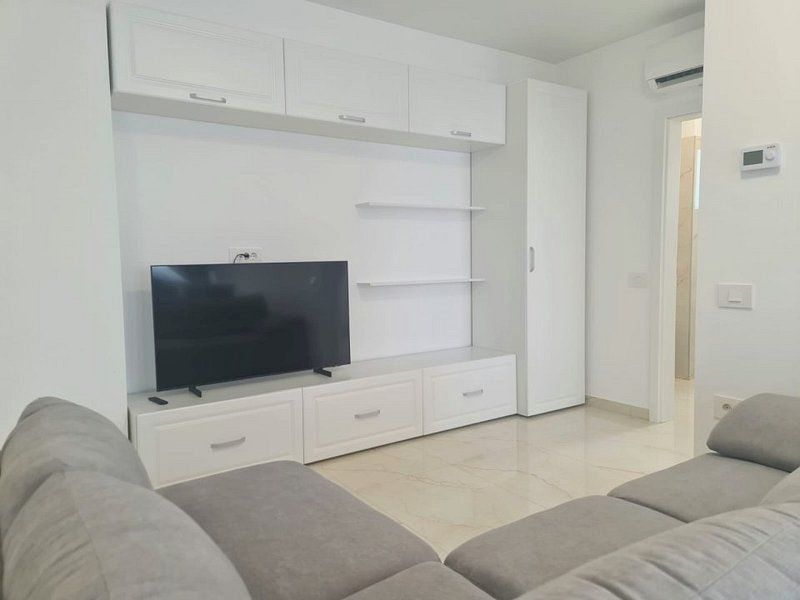 Apartament cu 2 camere, 75 mp - cartier Micro 17, Roka Residence - Poză 8