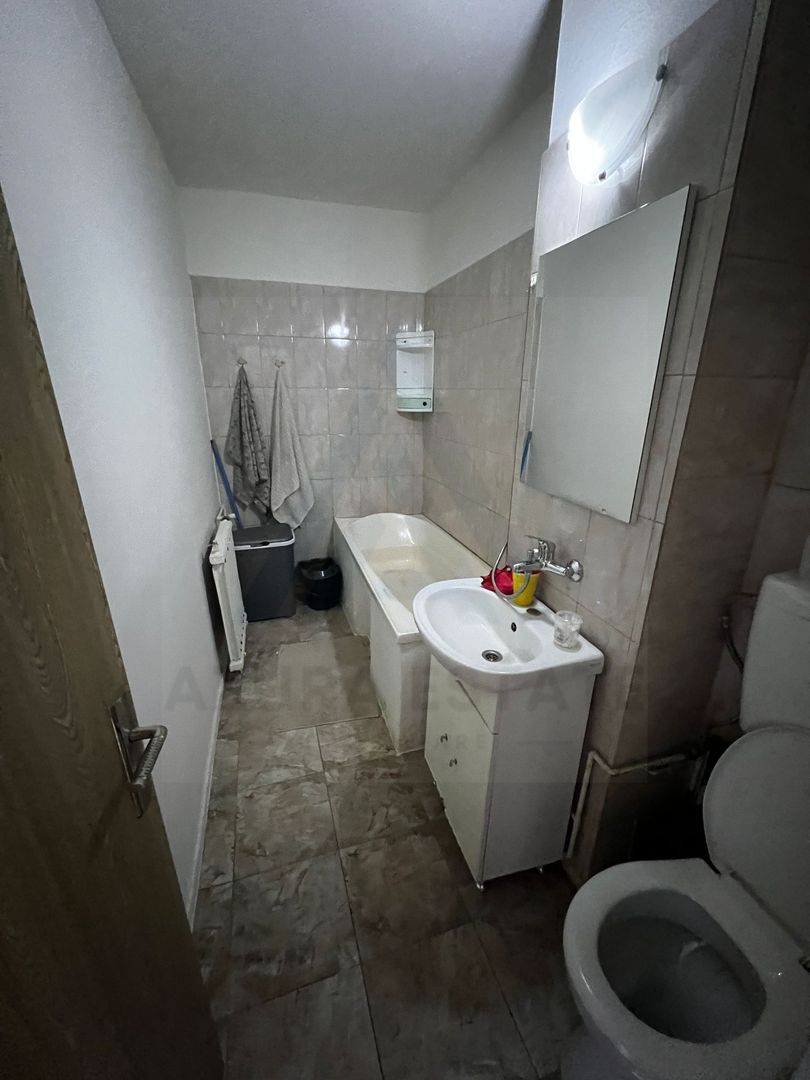 Apartament 3 camere 70 mp Terezian - Poză 15