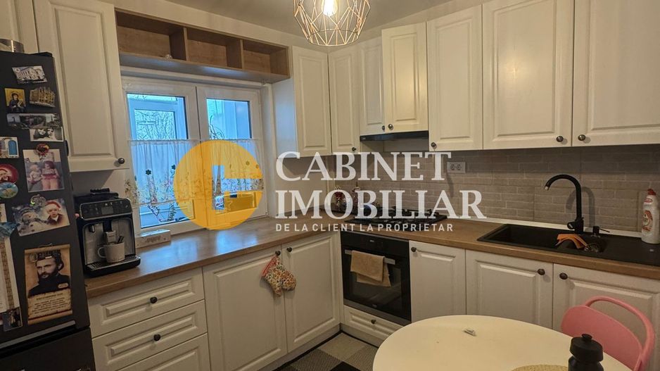 3 Camere Decomandat - 72mp - Mobilat/Utilat - Loc Parcare - Zona Frumoasa - Poză 5