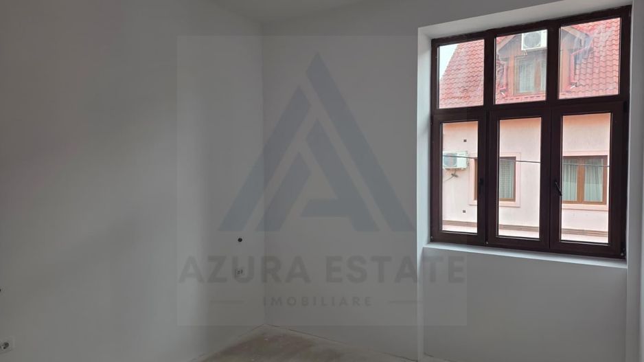 Apartament renovat 3 camere 2 bai 85 mp si pivnita  în zona Central - Poză 3
