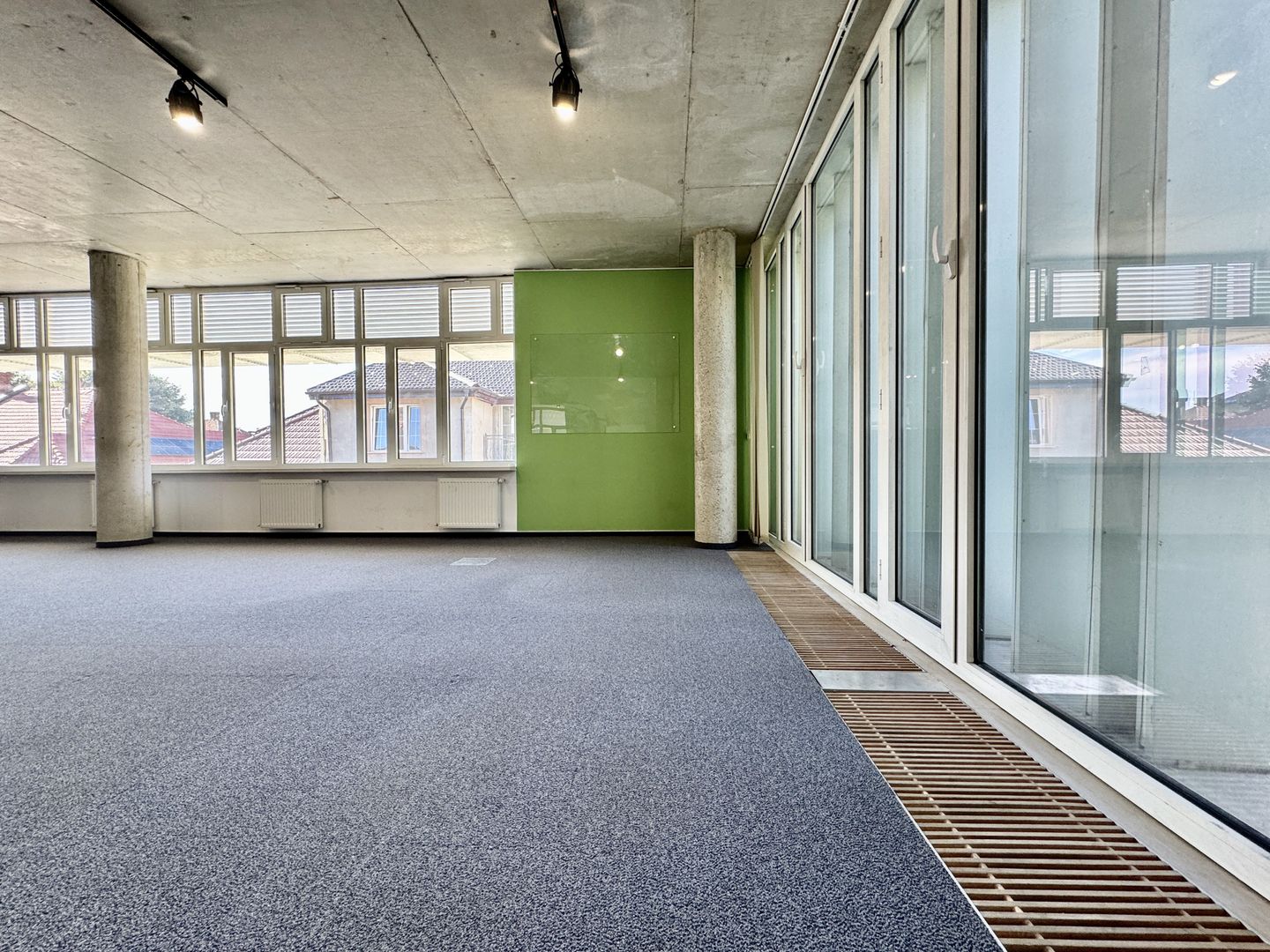 Clădire de birouri în zona Centrală - Poză 8