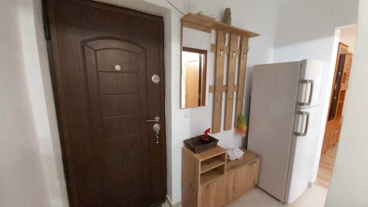 Apartament cu 2 camere din Micro 14 - Poză 2