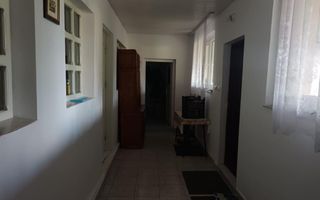 Casa , P+1+teren, 108 mp,Zona  Baisa ,teren 10000 mp,pret 150000 Euro - Poză 4