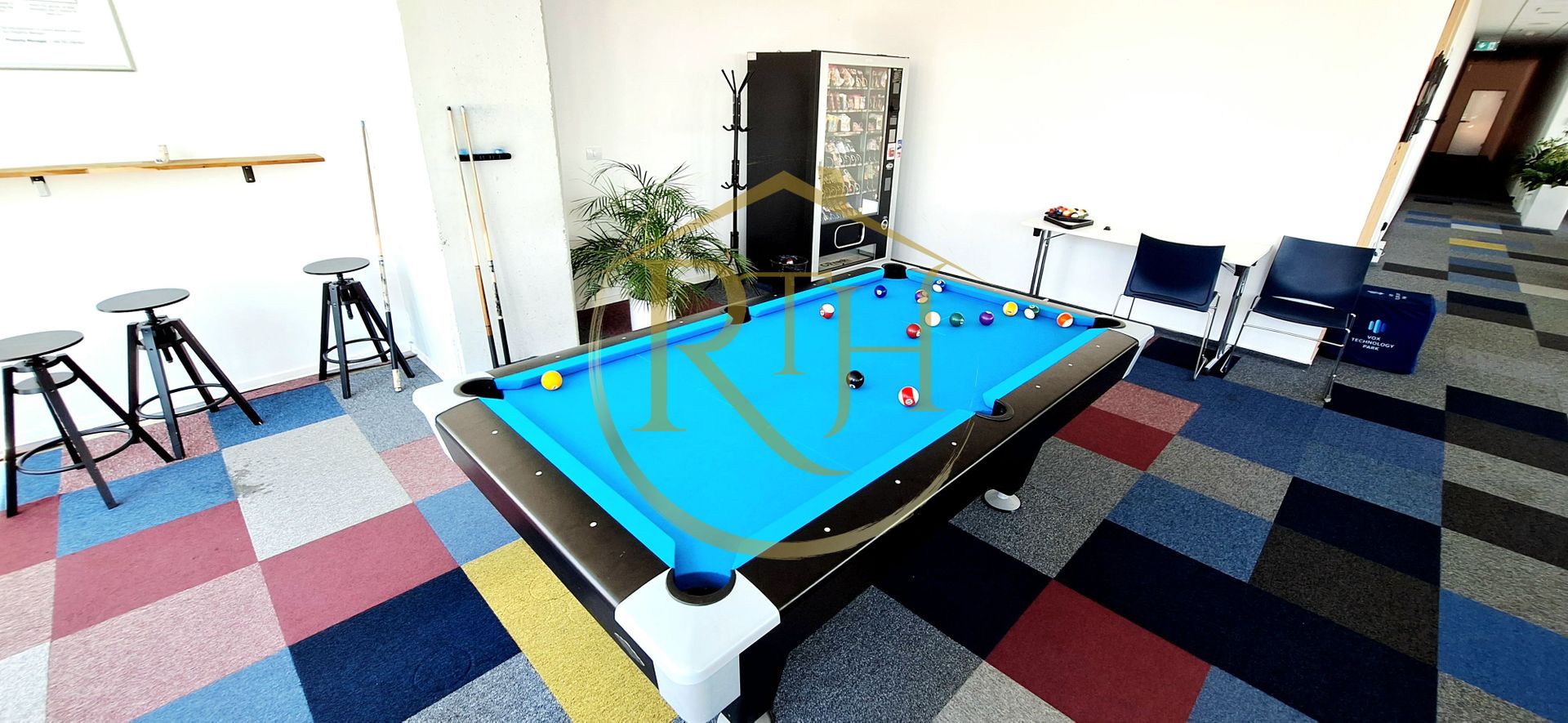 Birouri premium all-inclusive în VOX Technology Park - Poză 20