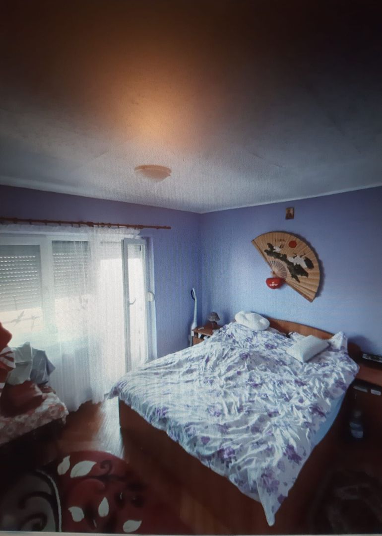 Ag EUROPA vinde apt. cu 3 camere la etajul 4 in Micro 16. - Poză 3