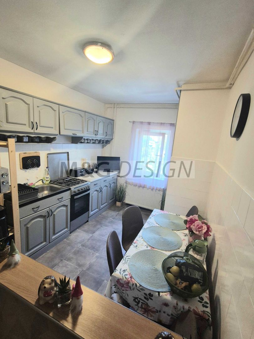 Apartament 2 camere Sgului etaj 2 - Poză 3