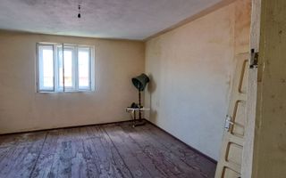 VANZARE VILA SPATIOASA CU TEREN GENEROS – 1.700 MP | RADOESTI VALE, TELEORMAN - Poză 6