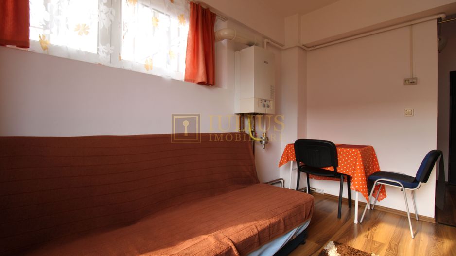 Vis a vis de Facultatea de Constructii, 2 camere, centrala proprie - Poză 3