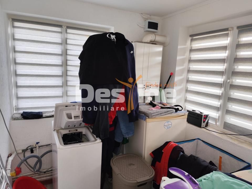 Casa Baicoi Central 125 mp s.u. 1364 mp teren. - Poză 7