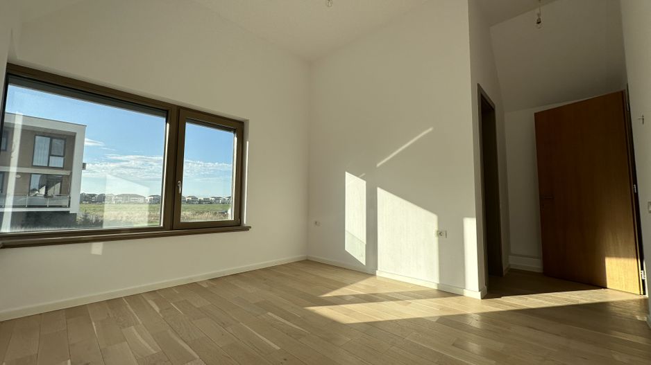 Casa cu 5 camere - Dumbarvita - Poză 12