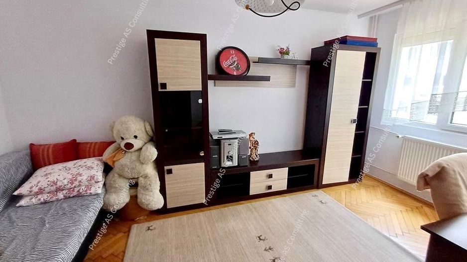 Apartament 3 Camere | Etaj 1 | Str Bucureti-Medicina - Poză 8