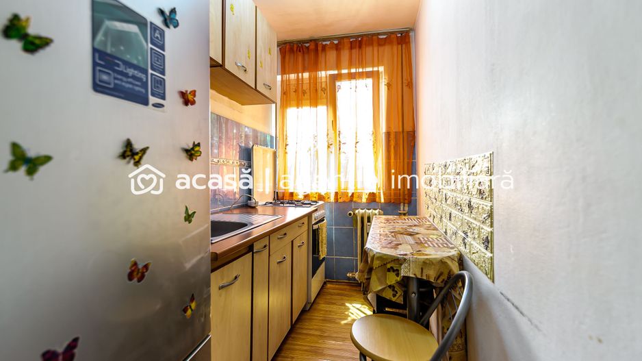 Apartament tip garsonieră, decomandat - Poză 4