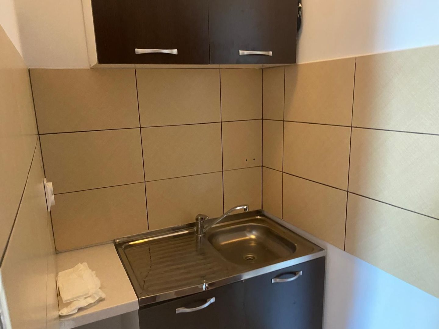 Inchiriere spatiu pentru birouri, Salon - Frizerie, etc., Craiovei - Poză 5