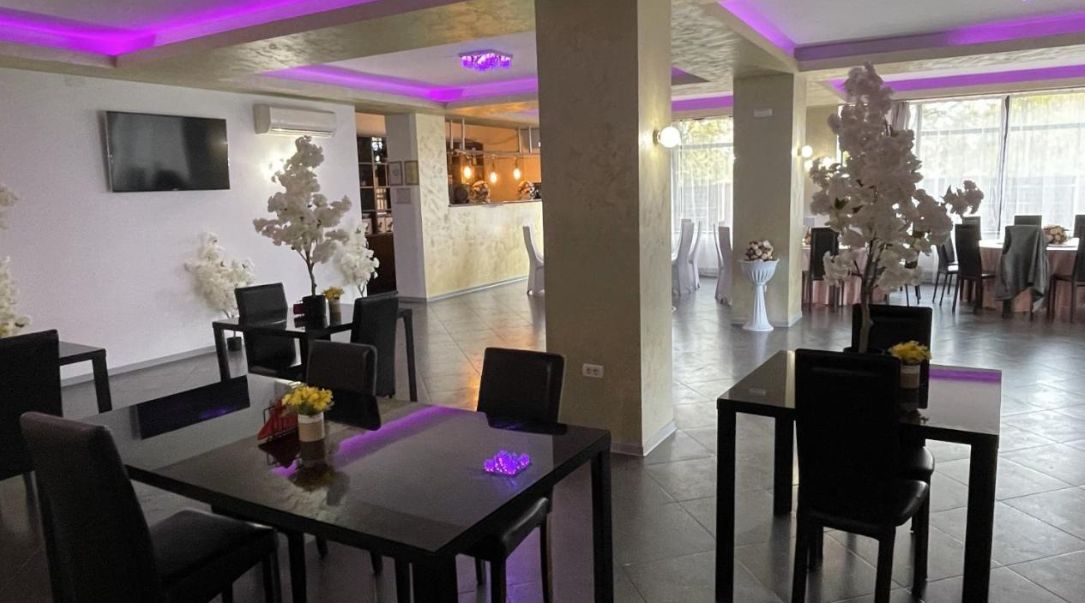 Afacere la cheie! Hotel - restaurant cu peste 40 locuri  cazare - Poză 4