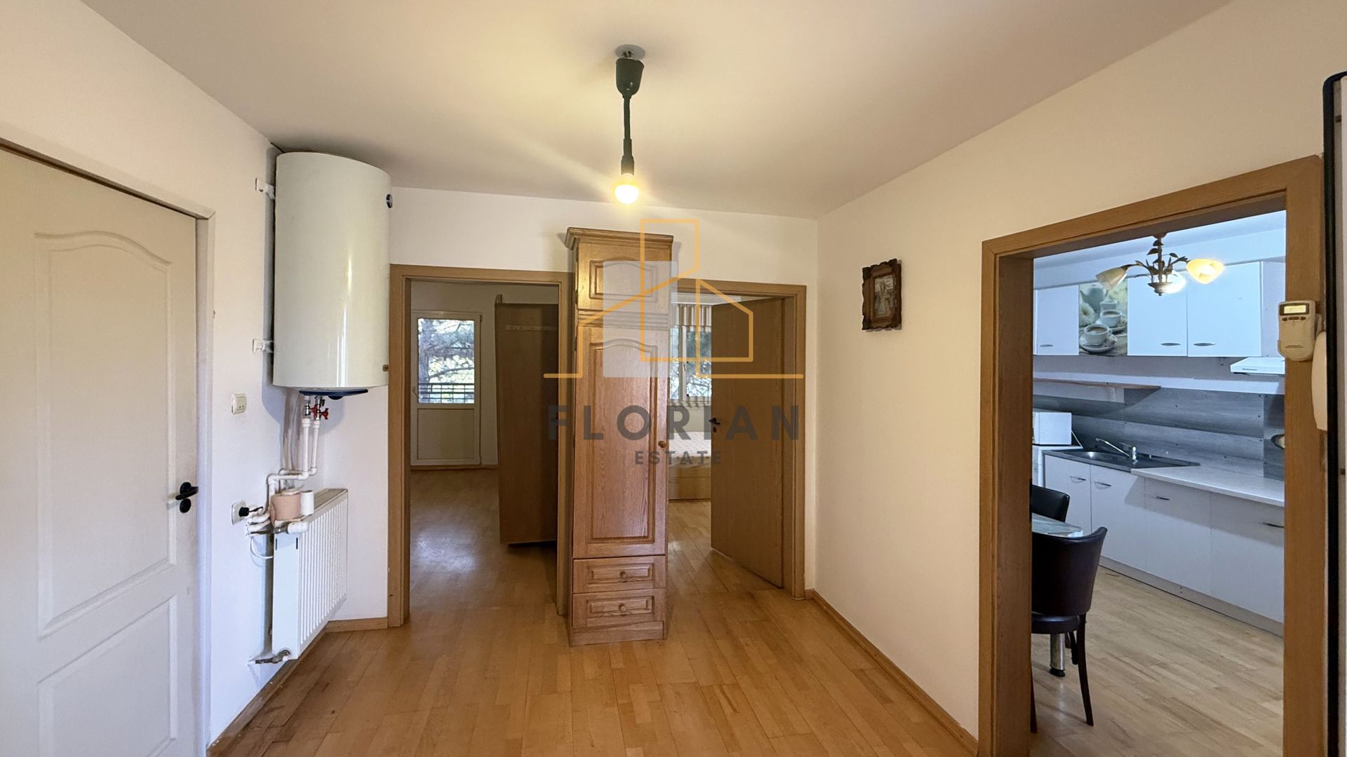 Apartament 2 camere, decomandat, cu intrare separată, la casa - Poză 8
