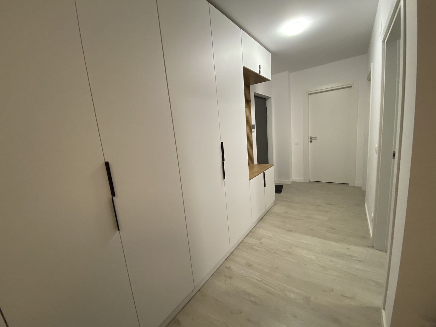 Apartament 2 camere NOU, prima închiriere, Băneasa, parcare - Poză 4