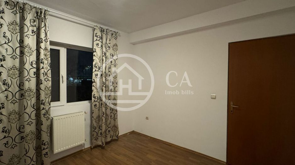 Casă de închiriat cu 4 camere în Cartierul Europa, Oradea - Poză 8