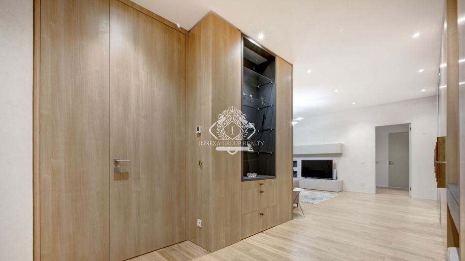 Floreasca | Parcul Verdi | 3 camere | 253mp | 120mp curte | 4000 euro + TVA - Poză 4