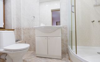 Chirie, casă, 2 nivele, 7 camere, str. Mihai Boț, Buiucani - Poză 17