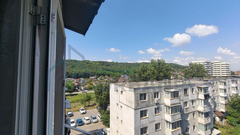 Apartament 2 camere, mansardă, Mircea cel Bătrân, 49 mp, etaj 5/5 - Poză 1