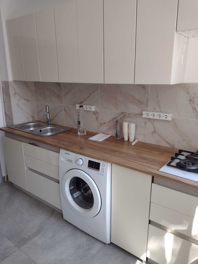 De inchiriat apartament 3 camere Gorjului - Poză 1
