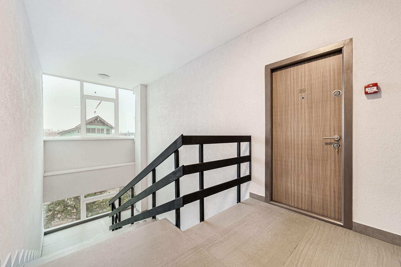 Cladire apartamente de inchiriat - Poză 15