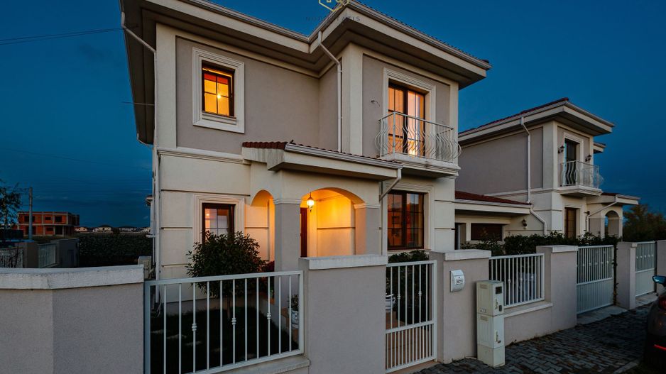 Casa Superba cu Garaj | 4 dormitoare | Langa Padure & Lac | - Poză 33