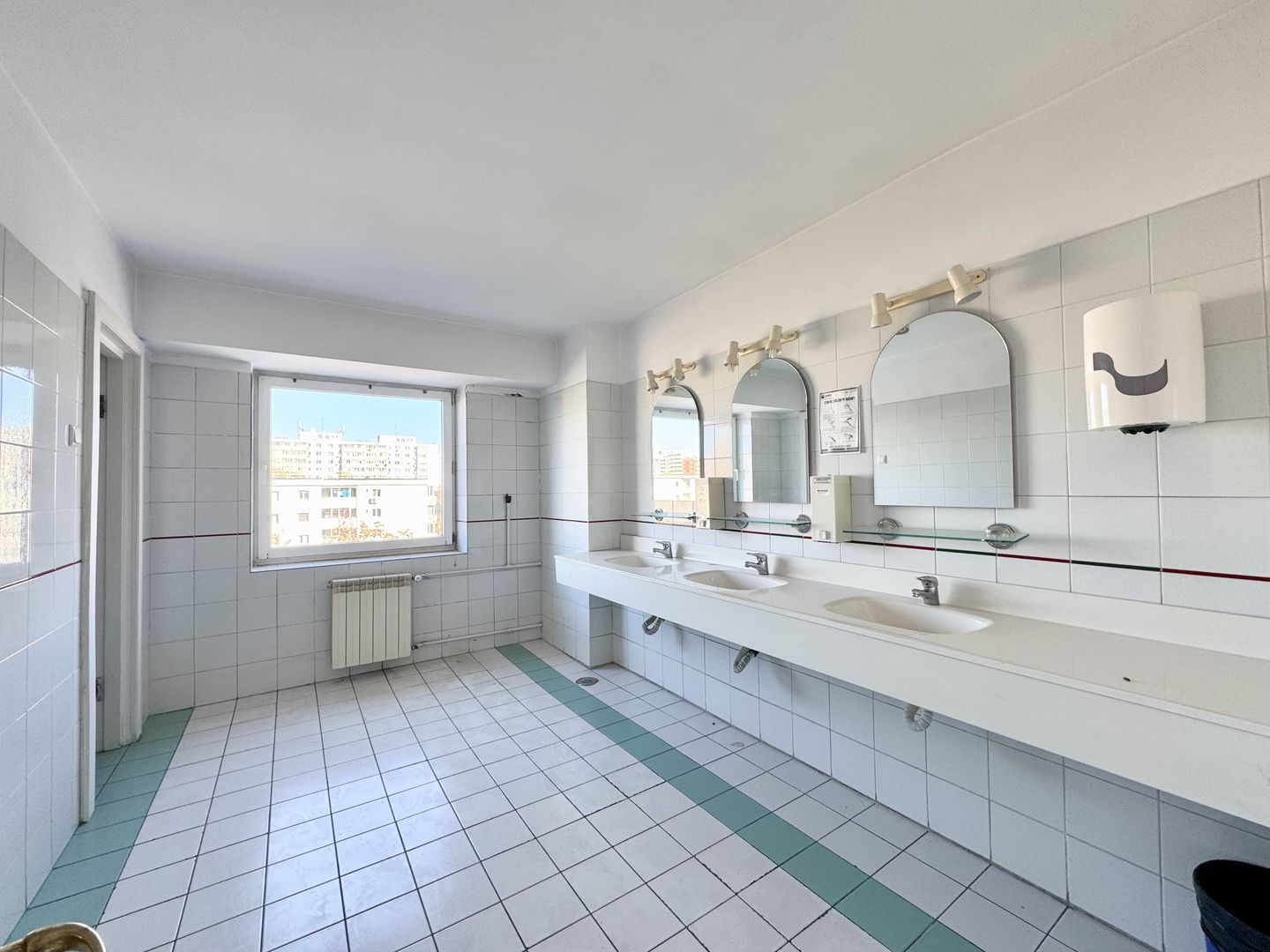 AFACERE - HOTEl (SEMI)RENOVAT de 4 etaje - Floreasca-Barbu Vacarescu - Poză 22