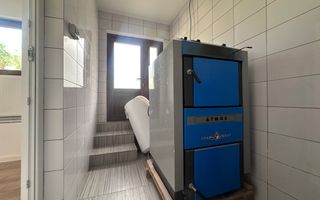 Între dealuri, viță de vie și liniște deplină! Vanzare casa in Prahova - Poză 23