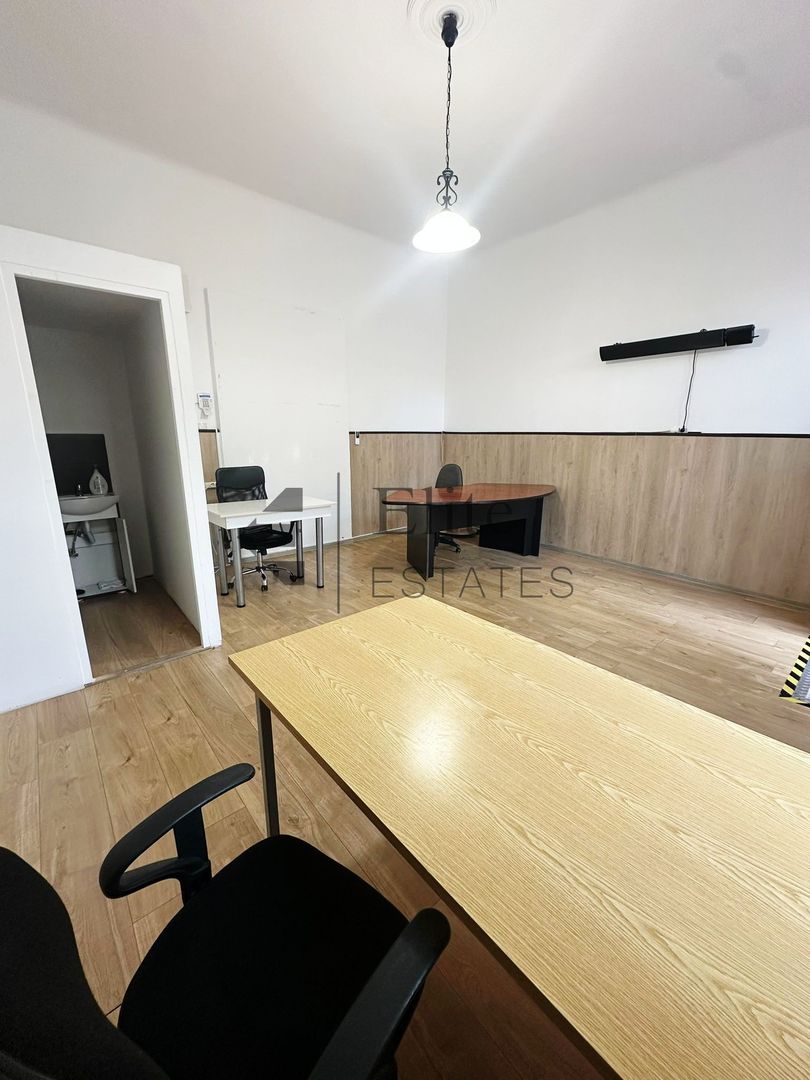 Birou de închiriat 27 mp, zona ultracentrală, Oradea - Poză 1