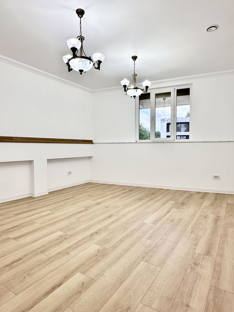 Casa de inchiriat, 3 camere, 3 bai, renovata, prima inchiriere. - Poză 14