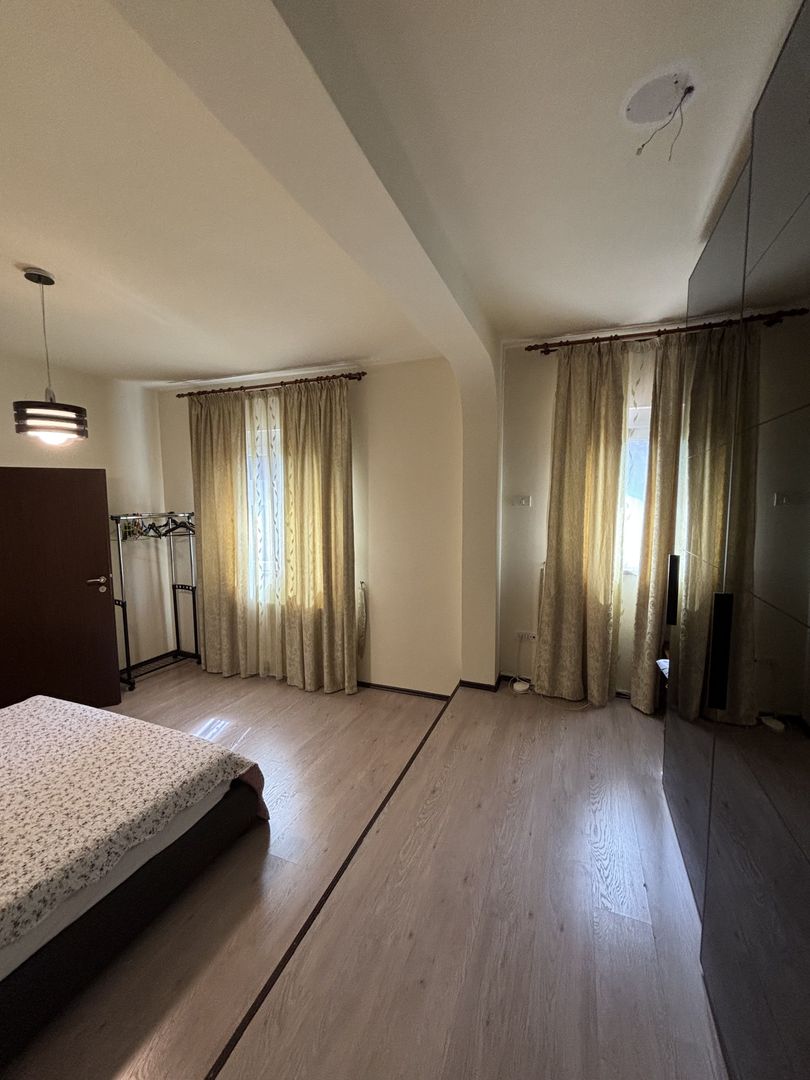 Apartament privat la casa la 5 minute de Piața Victoriei - Poză 45