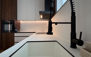 Vila mobilata ultra lux, curte mare, parcare acoperita-500 mp teren - Poză 8