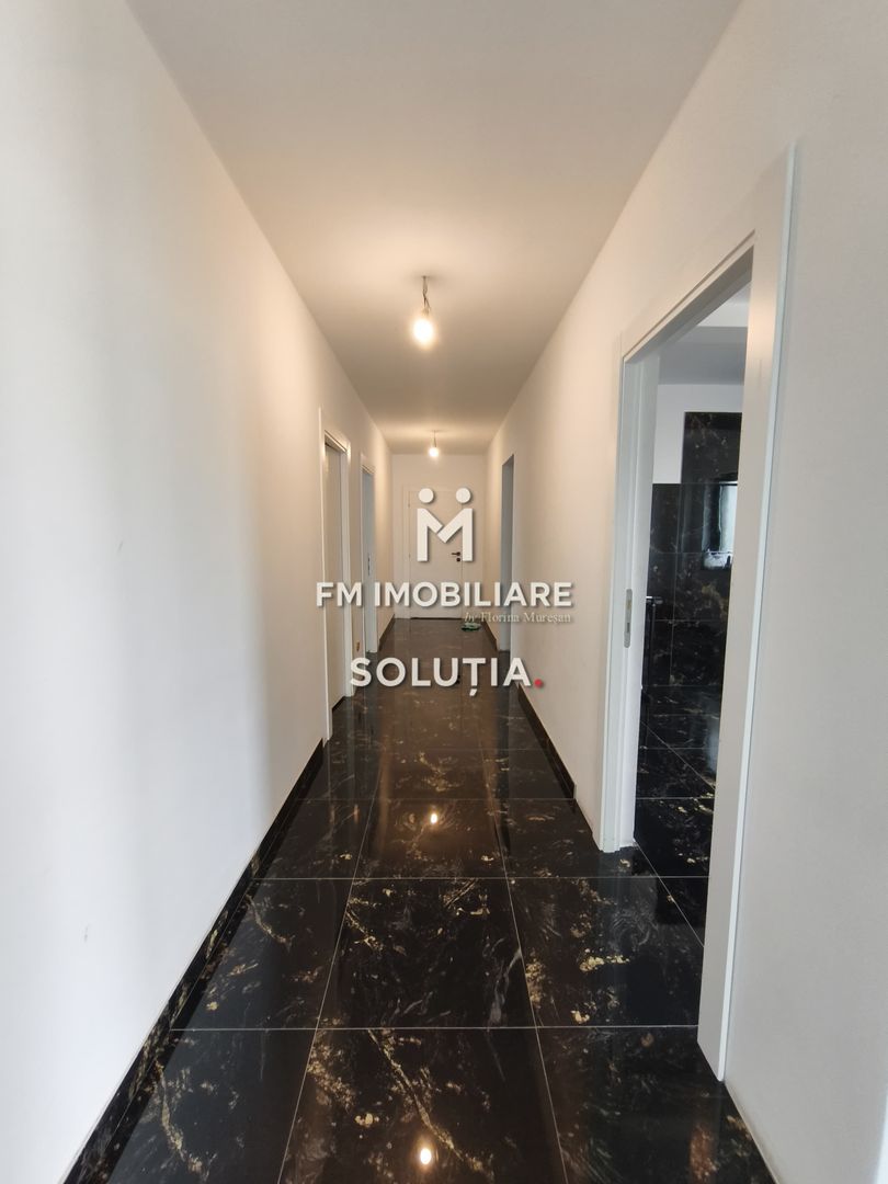 Casă spațioasă de vânzare – P+M | 5 camere | 255 mp construiți - Poză 9