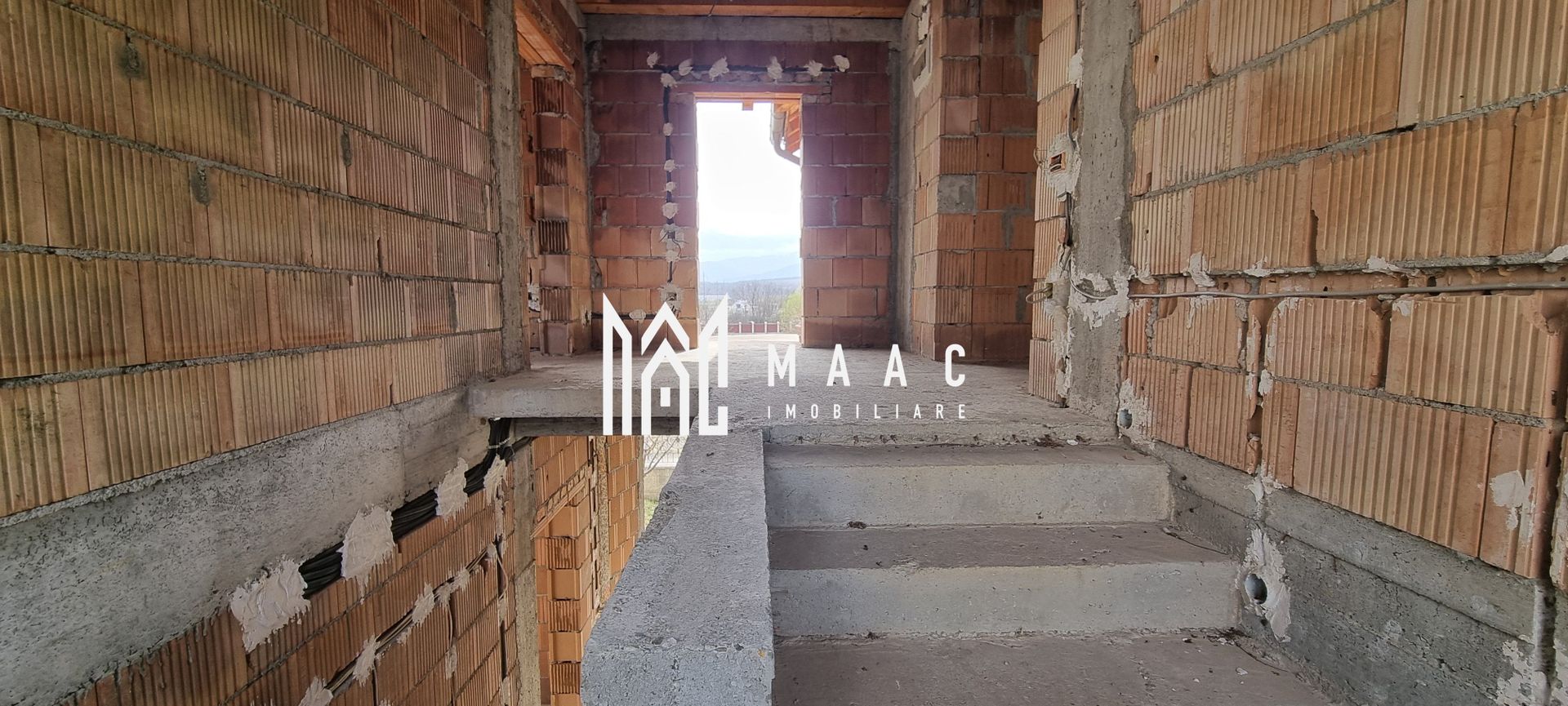 Casă individuală I 5 Camere I 1200mp I Garaj I C. Cisnădiei - Poză 12