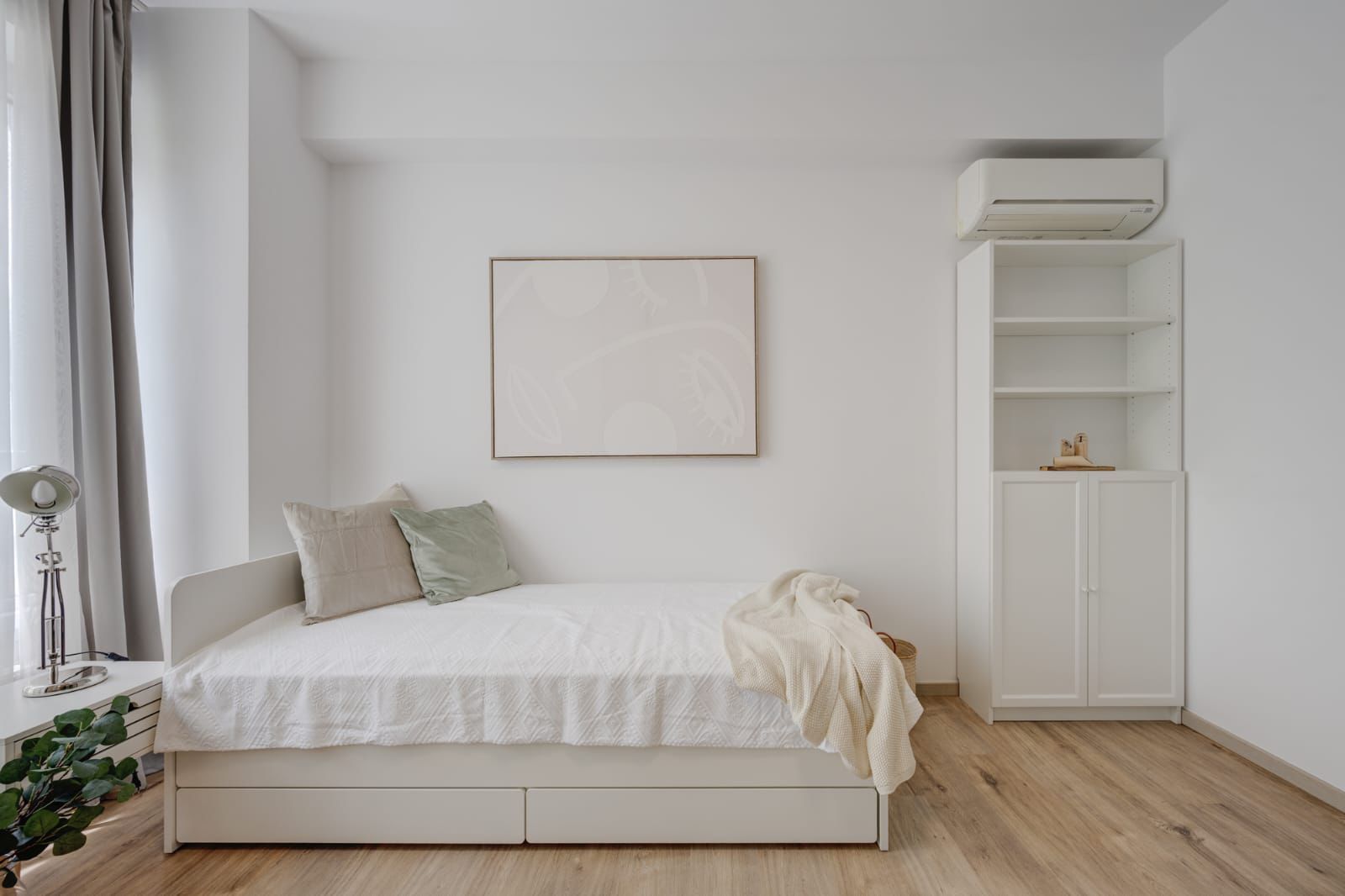 3 camere | 2 locuri parcare | boxa Laguna Residence - Poză 10