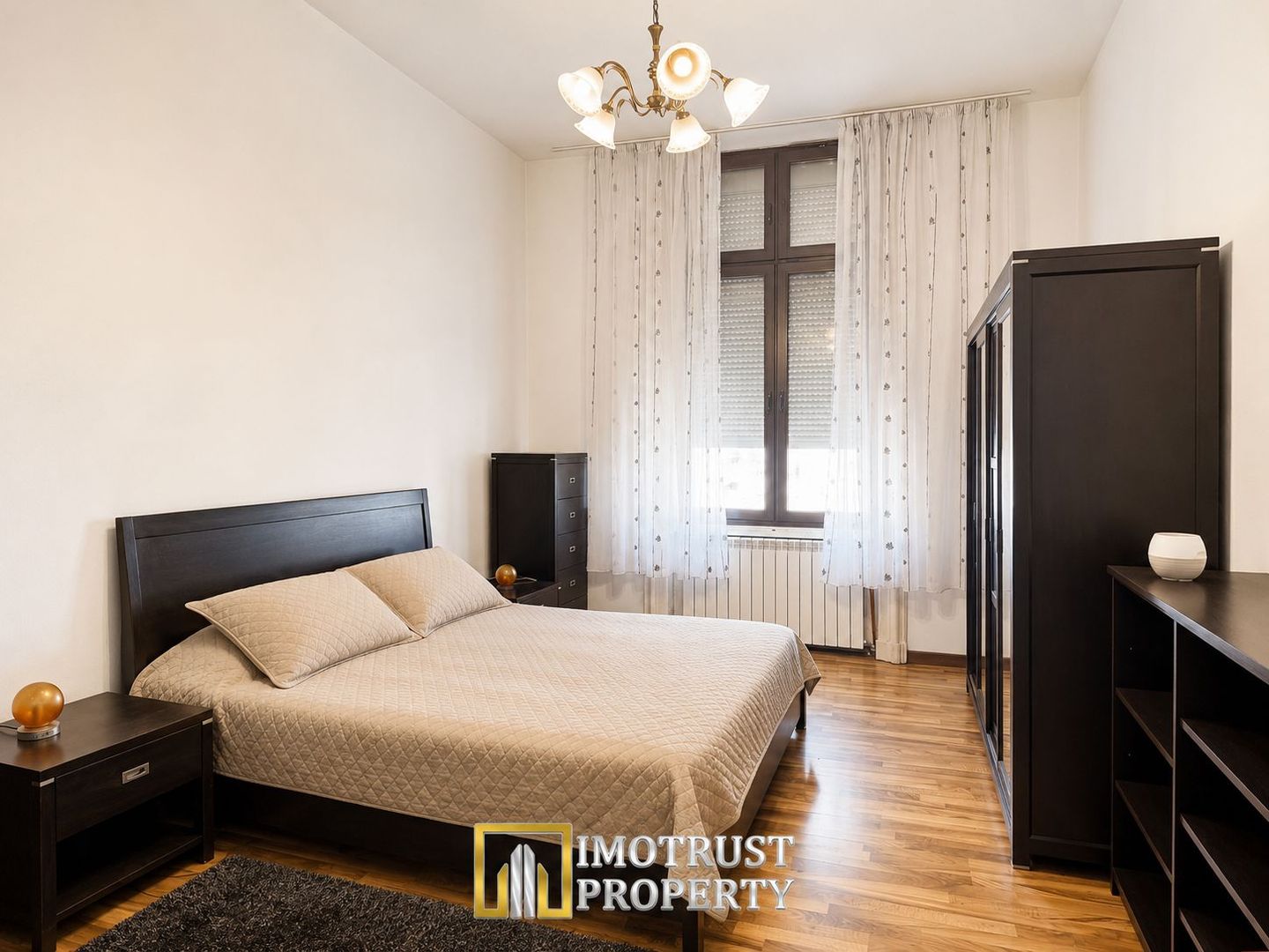 Vânzare apartament 2 camere ultracentral (în curte la McDonalds) - Poză 4