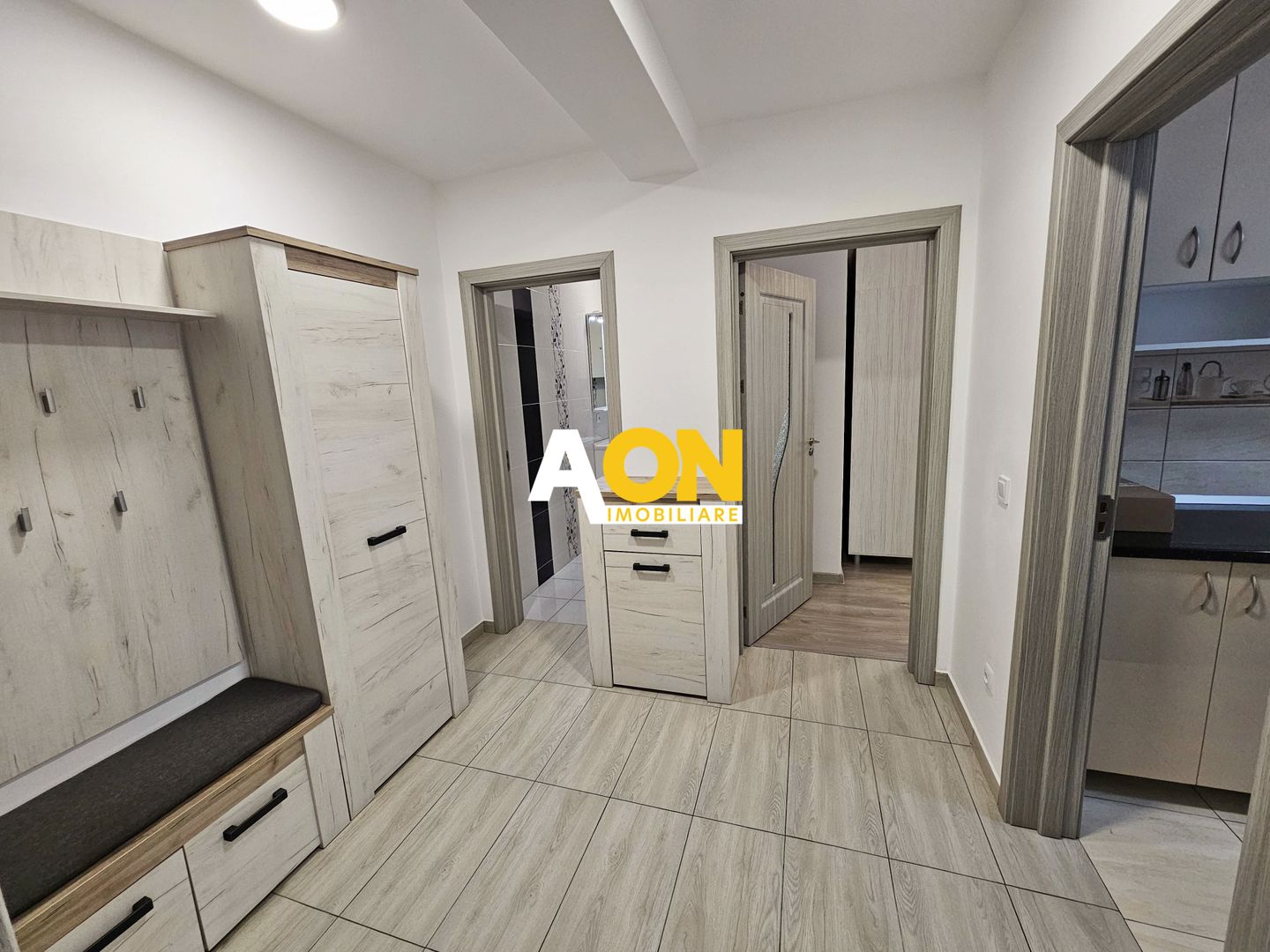 Apartament 2 camere, 55 mp utili, etaj 1, mobilat, bloc nou, zona HCC - Poză 4