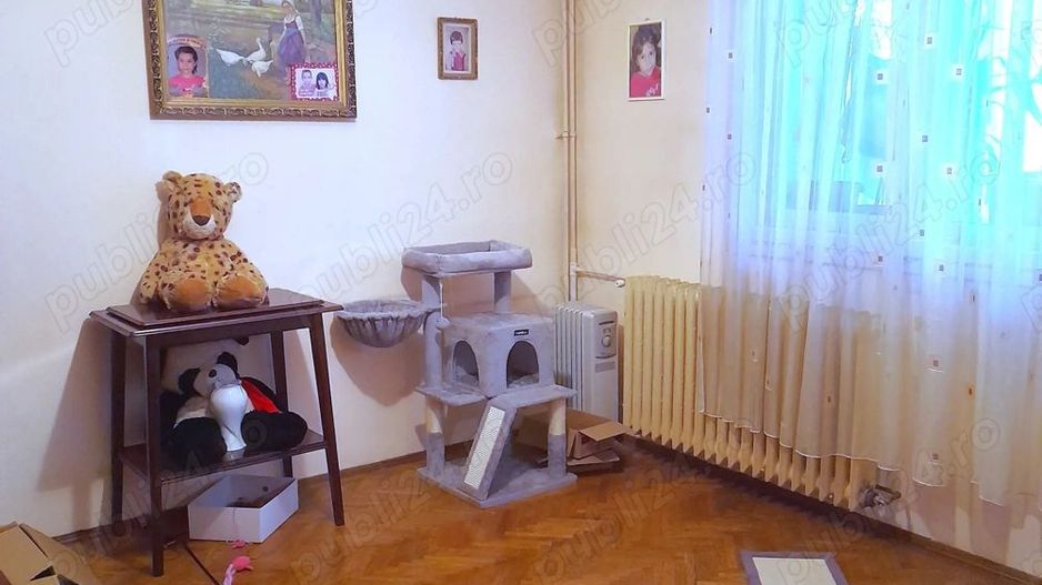 De vanzare apartament 4 camere Drumul Taberei - Poză 2