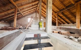 Casa individuala P+ M Pischia 167mp utili, 723mp teren - Poză 9