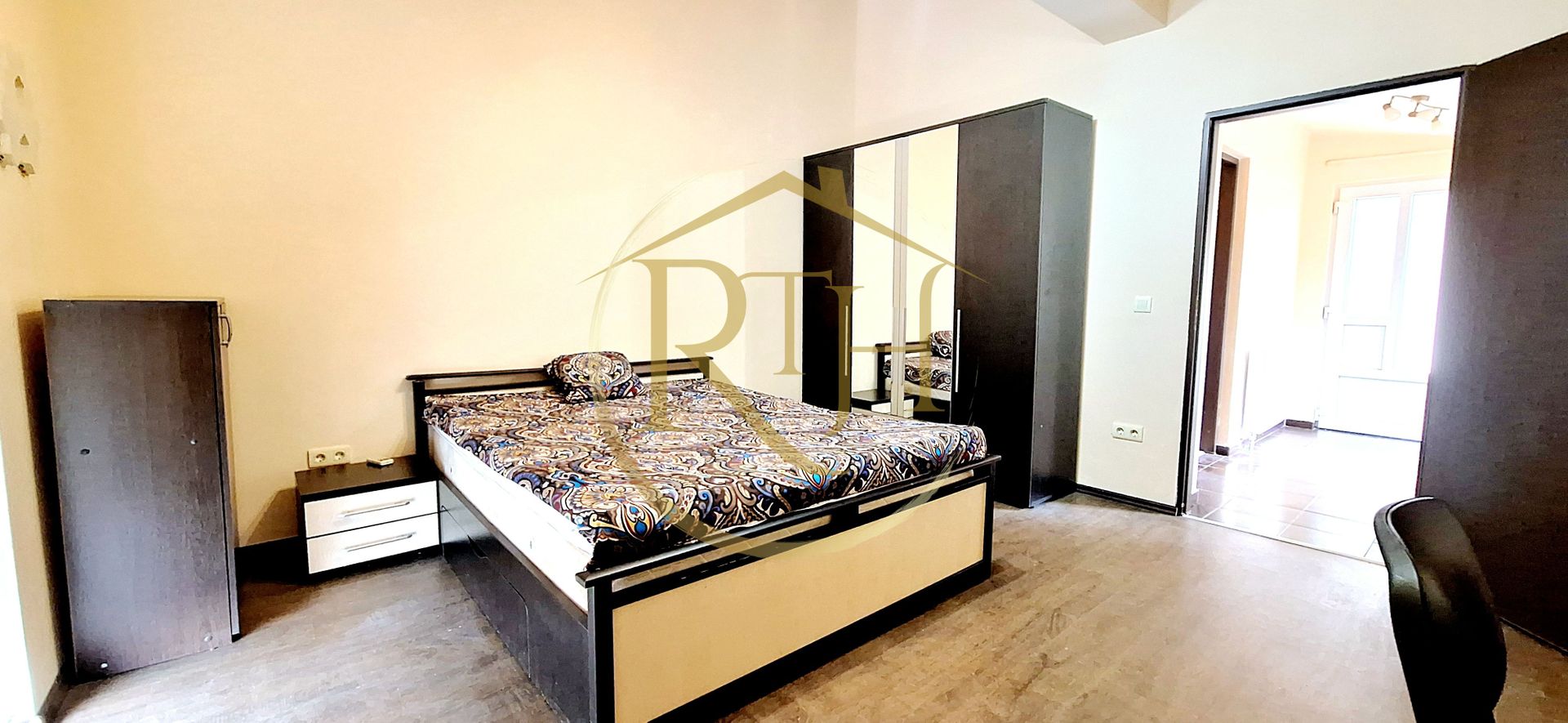 Oferim spre inchiriere apartament cu 1 camera, bloc nou, Complex Studentesc, Parcare Privata - Poză 3